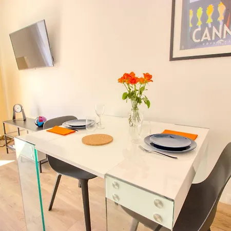 Cannes Croisette - 4 Personnes - Vue Mer Exterior photo